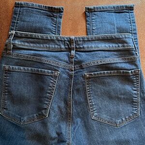 LOFT Curvy Skinny Jeans